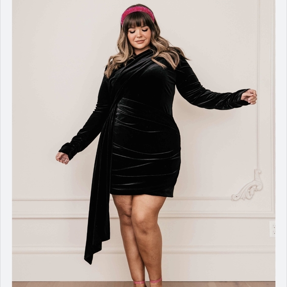 JESSAKAE | "Noor" velvet draped mini dress - Picture 1 of 5